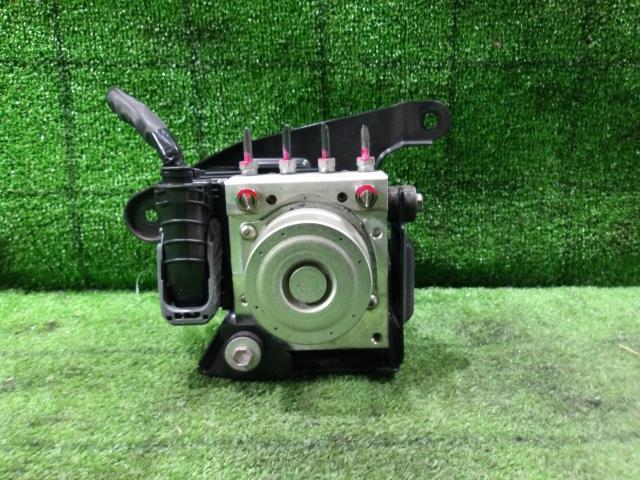 【中古】中古部品 NV100クリッパー DR17V ABSｱｸﾁｭｴｰﾀｰ 【3330420100-250306000142500】