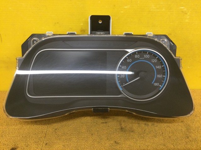【中古】中古部品 リーフ ZE1 ｽﾋﾟｰﾄﾞﾒｰﾀｰ 【3330960100-000052424461400】
