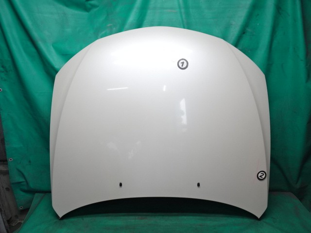 【中古】中古部品 インプレッサ GH2 ﾎﾞﾝﾈｯﾄﾌｰﾄﾞ 【3330990500-250312000110500】