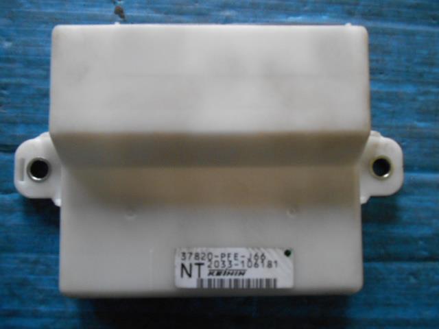 【中古】中古部品 アクティ HH5 ｴﾝｼﾞﾝｺﾝﾋﾟｭｰﾀｰ 【3330560100-001104479963100】