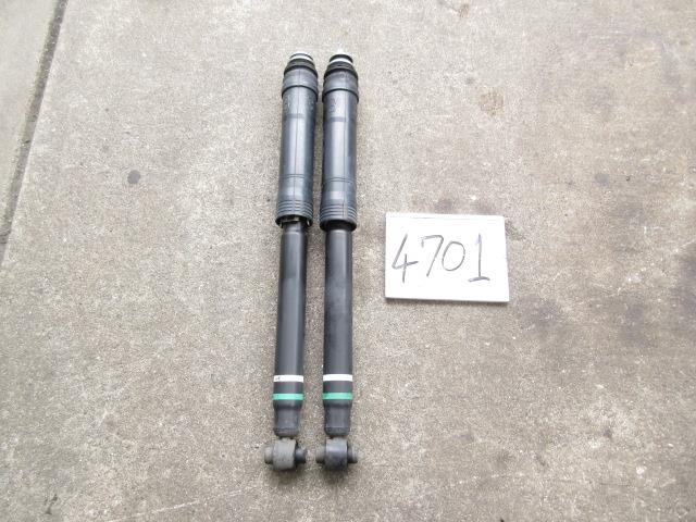 【中古】中古部品 ノア ZWR80G 右ﾘｱｼｮｯｸｱﾌﾞｿｰﾊﾞｰ 【3500170000-250314500350700】