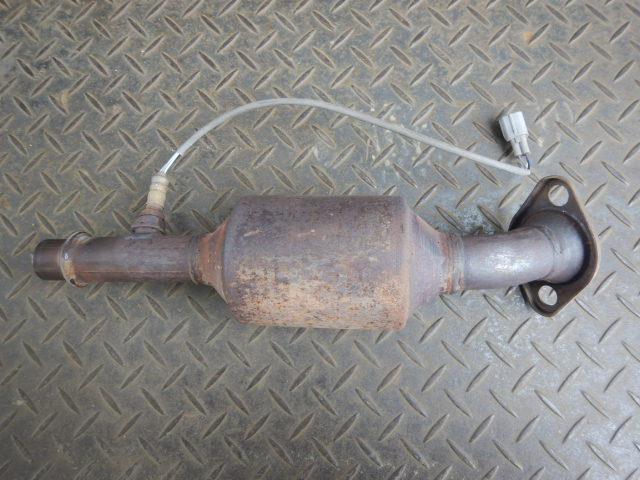 【中古】中古部品 エブリィ DA64V ﾌﾛﾝﾄｴｷｿﾞｰｽﾄﾊﾟｲﾌﾟ 【3330920100-000243023622200】｜e-cleマート