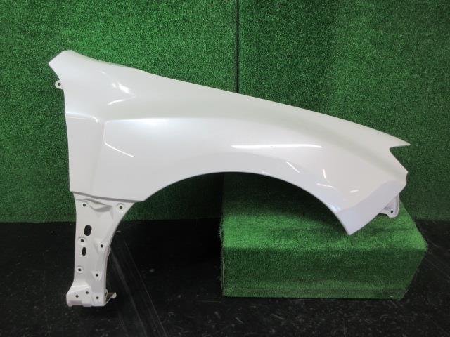【中古】再生部品 インプレッサ GRB 右ﾌﾛﾝﾄﾌｪﾝﾀﾞｰ 【3380010000-250317500110600】
