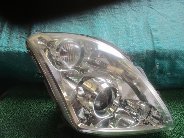 【中古】中古部品 スイフト ZC71S 右ﾍｯﾄﾞﾗﾝﾌﾟ 【3500080000-240726001010800】