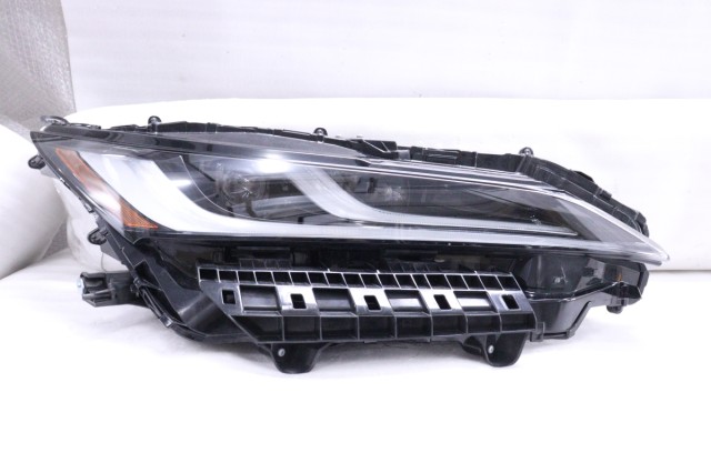 【中古】中古部品 ハリアー MXUA80 右ﾍｯﾄﾞﾗﾝﾌﾟ 【3260520000-250318504210800】｜e-cleマート