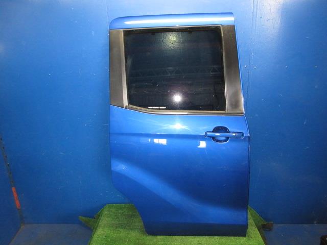 【中古】中古部品 デイズルークス B21A 右ﾘｱﾄﾞｱ 【3310270100-000014697013300】