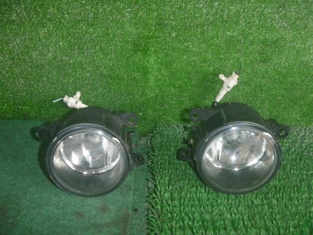 【中古】中古部品 パレット MK21S 右ﾌｫｸﾞﾗﾝﾌﾟ 【3330370100-000253004110850】