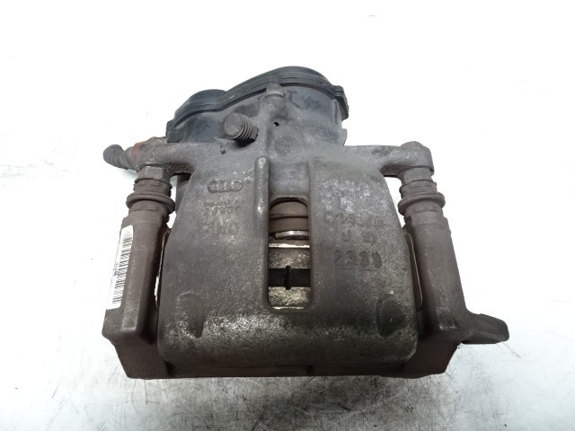 【中古】中古部品 アウディ A4 8KCDH 右リアキャリパー 【3330990500-250318000144430】