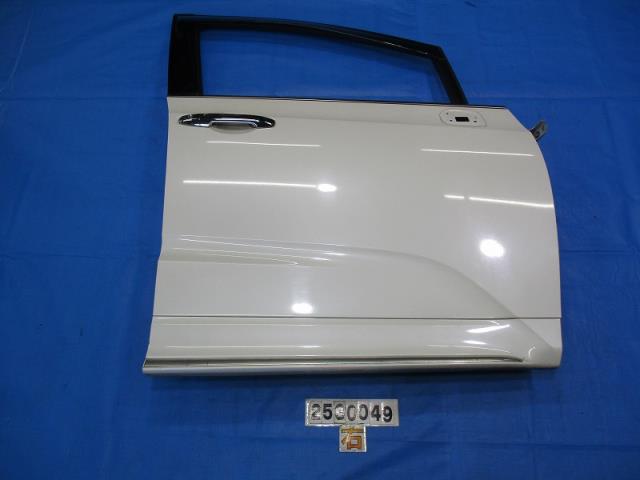 【中古】中古部品 オデッセイ RC1 右ﾌﾛﾝﾄﾄﾞｱ 【3310040100-000253004913100】