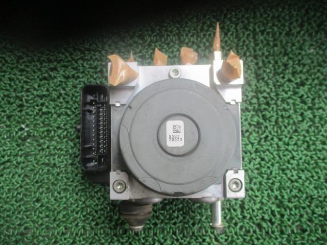 【中古】中古部品 ワゴンＲ MH34S ABSｱｸﾁｭｴｰﾀｰ 【3500080000-241112000542500】