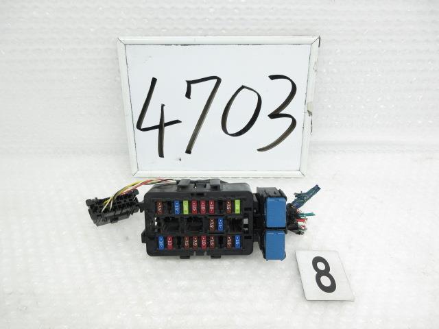 【中古】中古部品 キャリィ DA16T ﾋｭｰｽﾞﾎﾞｯｸｽ 【3500170000-250319501367800】
