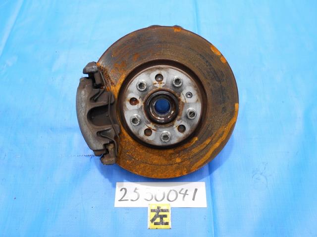 【中古】中古部品 VW パサートヴァリアント 3CCAX 左ﾌﾛﾝﾄﾅｯｸﾙﾊﾌﾞ 【3310040100-000253004144340】