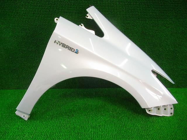 【中古】中古部品 プリウス ZVW30 右ﾌﾛﾝﾄﾌｪﾝﾀﾞｰ 【3330210100-000037046110600】