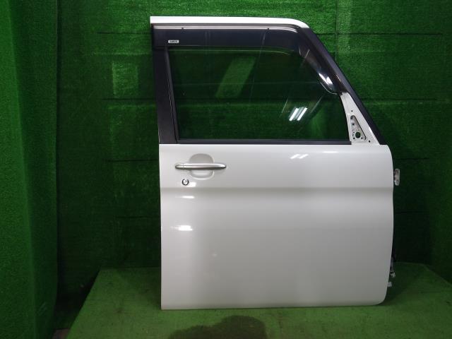 【中古】中古部品 タント L385S 右ﾌﾛﾝﾄﾄﾞｱ 【3330420100-250315000313100】