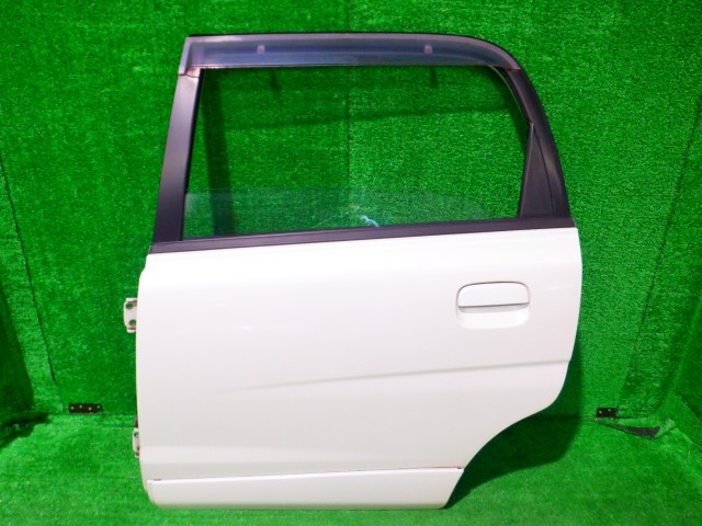 【中古】中古部品 アルト HA12S 左ﾘｱﾄﾞｱ 【3340140100-000025073113400】 9,867円