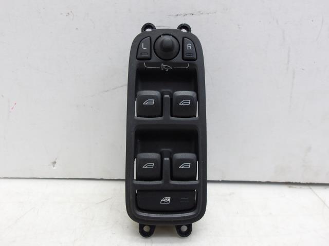 【中古】中古部品 ボルボ 60シリーズ FB4164T ﾊﾟﾜｰｳｲﾝﾄﾞｳｽｲｯﾁ 【3310250100-000253005561900】