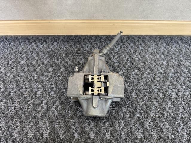 【中古】中古部品 ヴェロッサ GX115 左ﾘｱｷｬﾘﾊﾟｰ 【3330440100-250324000244460】 10,842円