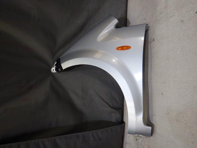 【中古】中古部品 ムーヴ L175S 左ﾌﾛﾝﾄﾌｪﾝﾀﾞｰ 【3330810100-250325000510700】
