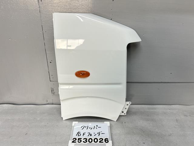 【中古】中古部品 NV100クリッパー DR64V 右ﾌﾛﾝﾄﾌｪﾝﾀﾞｰ 【3330991100-000253002610600】