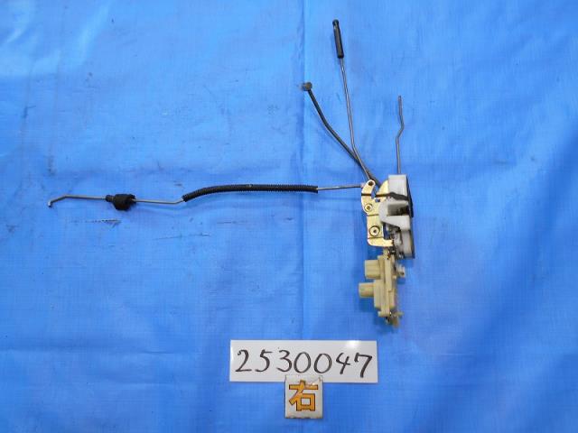 【中古】中古部品 トルネオ CF4 右ﾌﾛﾝﾄﾄﾞｱﾛｯｸｿﾚﾉｲﾄﾞ 【3310040100-000253004764550】｜e-cleマート 9,323円