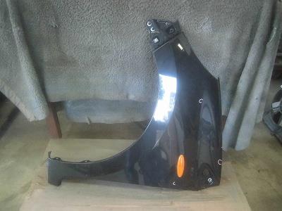 【中古】中古部品 ミラ L275S 左ﾌﾛﾝﾄﾌｪﾝﾀﾞｰ 【3340180100-250326000110700】