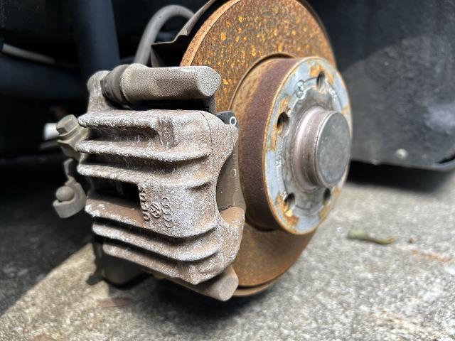 【中古】中古部品 VW ニュービートル 1YAZJ 右ﾘｱｷｬﾘﾊﾟｰ 【3310070100-0000Y0760044430】