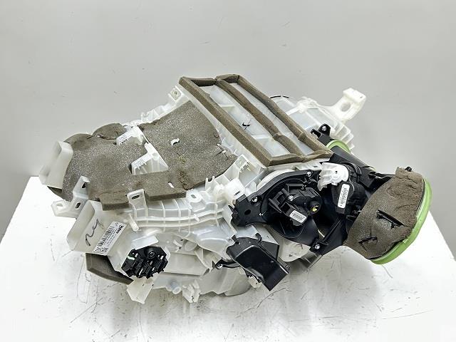【中古】中古部品 プジョー 208 A9HM01 A/Cクーリングユニット 【3310070100-000090768160800】|e-cleマート