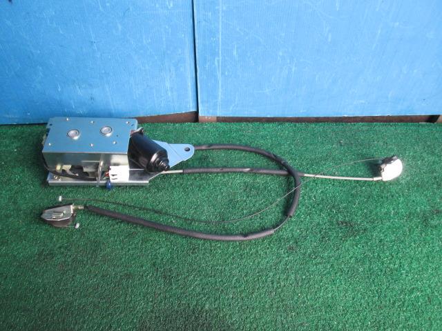 【中古】中古部品 セレナ TC24 ｸﾛｰｻﾞｰﾄﾞｱﾓｰﾀｰ 【3330560100-001203268866100】