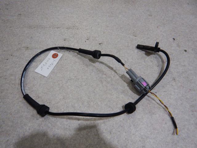 【中古】中古部品 エルグランド E51 ABSｾﾝｻｰ 【3330810100-250328000163450】