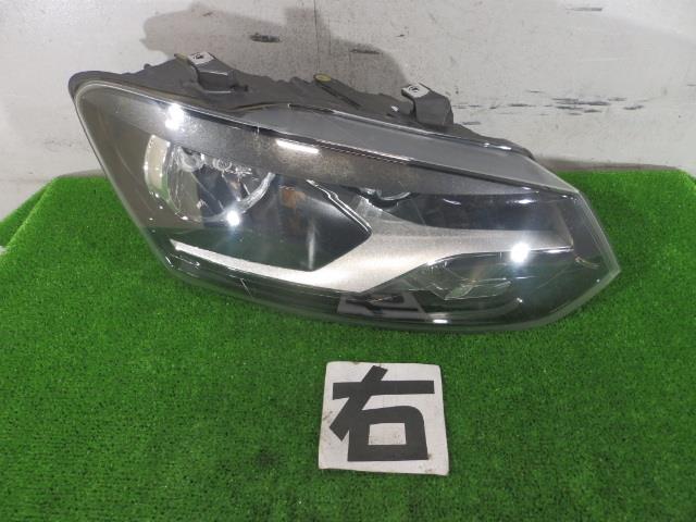 【中古】中古部品 VW ポロ 6RCBZ 右ﾍｯﾄﾞﾗﾝﾌﾟ 【3260250000-000025033610800】