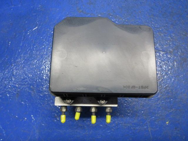 【中古】中古部品 デュトロ XZU645M ABSアクチュエーター 【3310270100-000014693142500】|e-cleマート