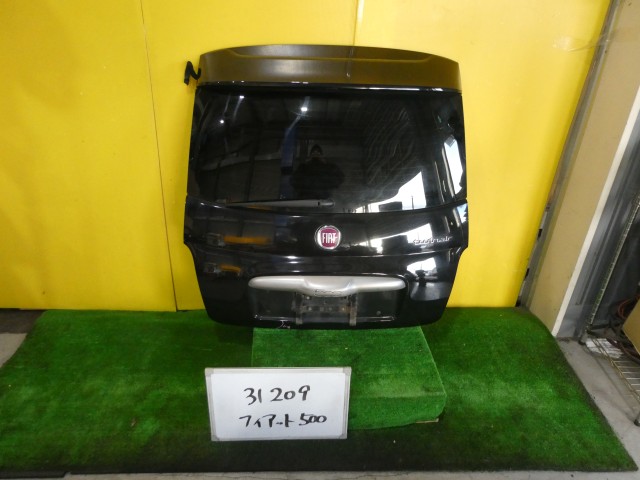 【中古】中古部品 フィアット 500 31209 ﾊﾞｯｸﾄﾞｱ 【3331010600-250307001015800】 23,760円