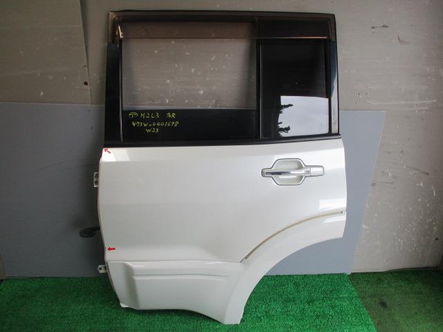 【中古】中古部品 パジェロ V73W 左ﾘｱﾄﾞｱ 【3330560100-001482494613400】