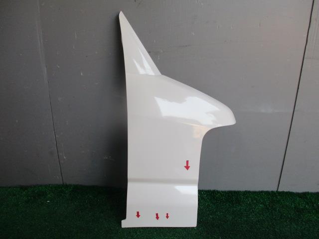 【中古】中古部品 ミニキャブ U61V 右ﾌﾛﾝﾄﾌｪﾝﾀﾞｰ 【3330560100-001599789410600】