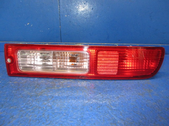 【中古】中古部品 ミニキャブ U61V 右ﾃｰﾙﾗﾝﾌﾟ 【3310270100-000014696215500】