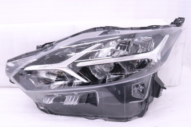 【中古】中古部品 デイズ B44W 左ﾍｯﾄﾞﾗﾝﾌﾟ 【3260520000-250403501010900】 13,721円