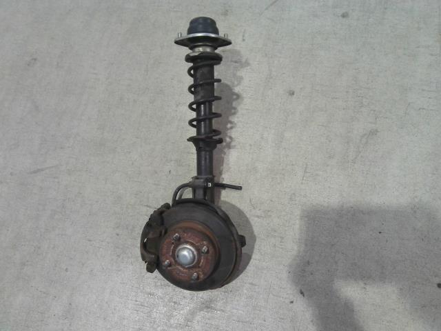 【中古】中古部品 キャリィ DA63T 右ﾌﾛﾝﾄｽﾄﾗｯﾄ 【3310390100-250401000150110】