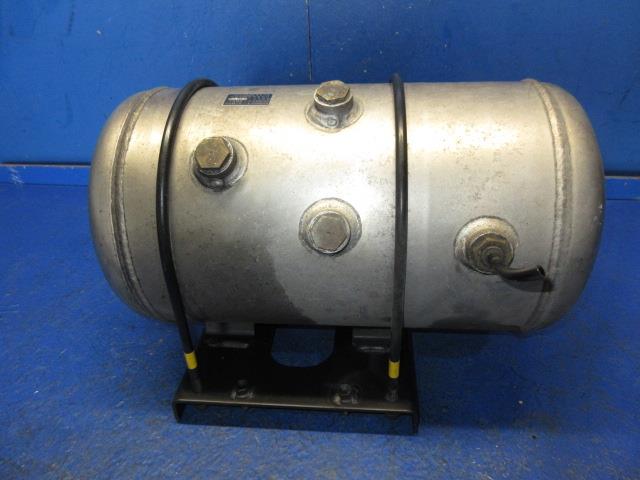 【中古】中古部品 日野大型車 FR1AHG ｴｱﾀﾝｸ 【3310270100-000014712848000】