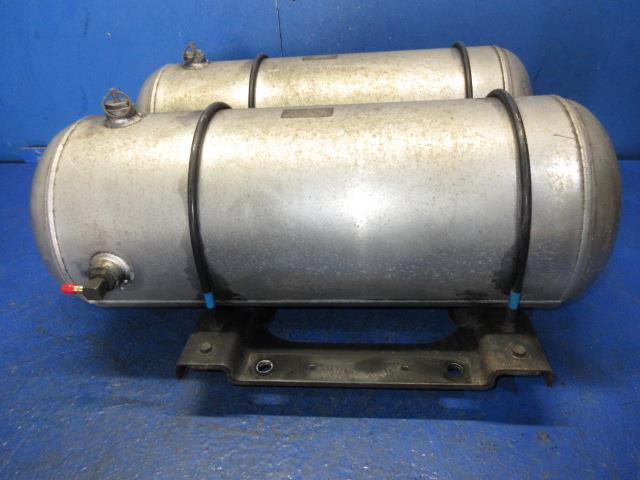 【中古】中古部品 日野大型車 FR1AHG エアタンク 【3310270100-000014712848003】