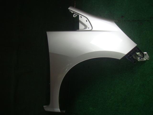 【中古】中古部品 フィット GE6 右ﾌﾛﾝﾄﾌｪﾝﾀﾞｰ 【3340220100-001681540510600】