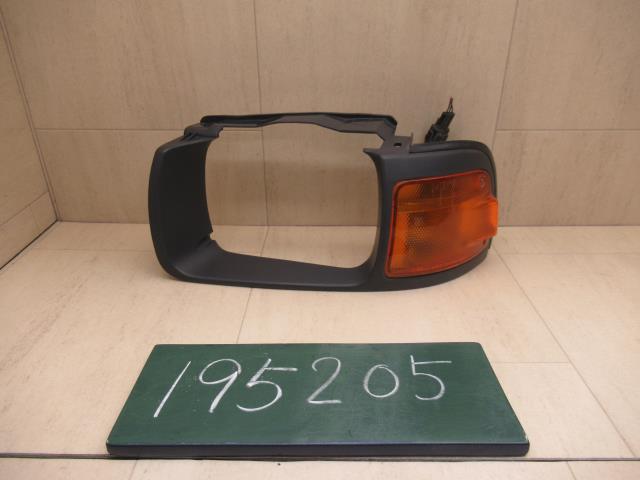 【中古】中古部品 ファミリア BVFNY10 左ﾗｲﾄﾘﾑ 【3310120100-001704057310920】