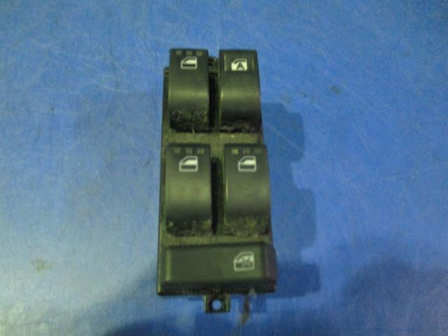 【中古】中古部品 ミラココア L675S ﾊﾟﾜｰｳｲﾝﾄﾞｳｽｲｯﾁ 【3310160100-000193119061900】 6,186円