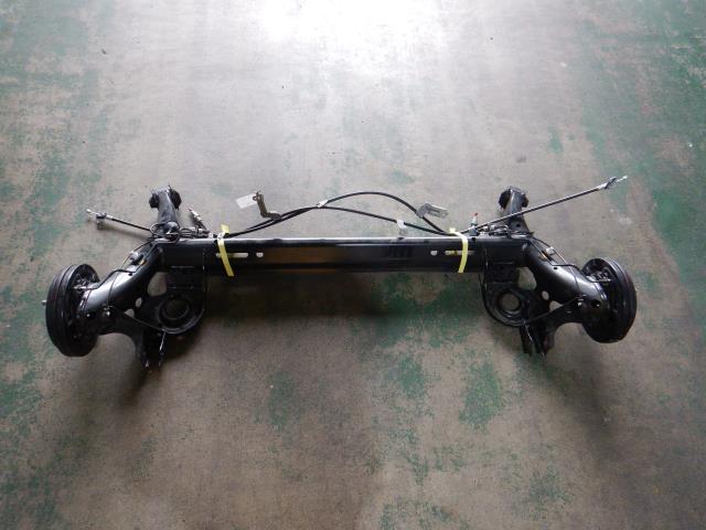 【中古】中古部品 タント LA650S ﾘｱｱｸｽﾙﾋﾞｰﾑ 【3330810100-000223004553500】