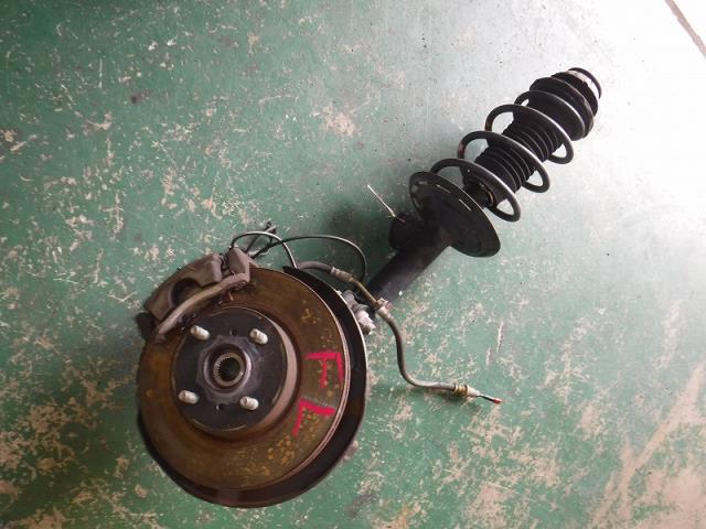 【中古】中古部品 ヴィッツ KSP130 左ﾌﾛﾝﾄｽﾄﾗｯﾄ 【3330810100-001381193050200】