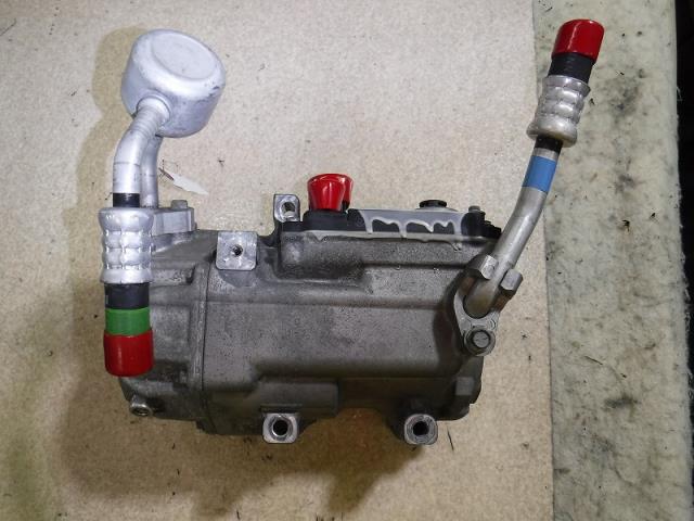 【中古】中古部品 ＳＡＩ AZK10 A/Cｺﾝﾌﾟﾚｯｻｰ 【3330810100-001370373560700】 13,891円
