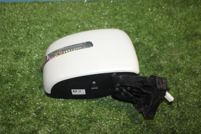 【中古】中古部品 ワゴンＲ MH23S 右ｻｲﾄﾞﾐﾗｰ 【3330950100-000049201413500】