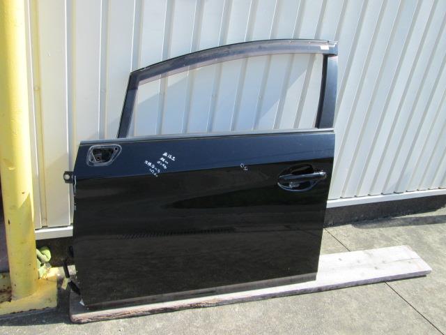 【中古】中古部品 プリウス ZVW30 左ﾌﾛﾝﾄﾄﾞｱ 【3310190100-000255000213200】
