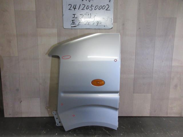 【中古】中古部品 エブリィ DA64V 左ﾌﾛﾝﾄﾌｪﾝﾀﾞｰ 【3310220100-241205000210700】