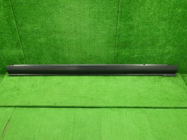 【中古】中古部品 ハスラー MR31S 右ｻｲﾄﾞｽﾃｯﾌﾟ 【3330250100-000000898113700】