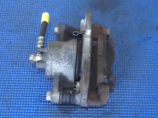 【中古】中古部品 エブリィ DA17V 左フロントキャリパー 【3340220100-000226007944360】